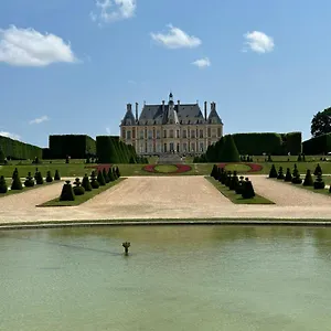 Sceaux - De Charme Dans Maison , Sceaux (Hauts-de-Seine) Francia